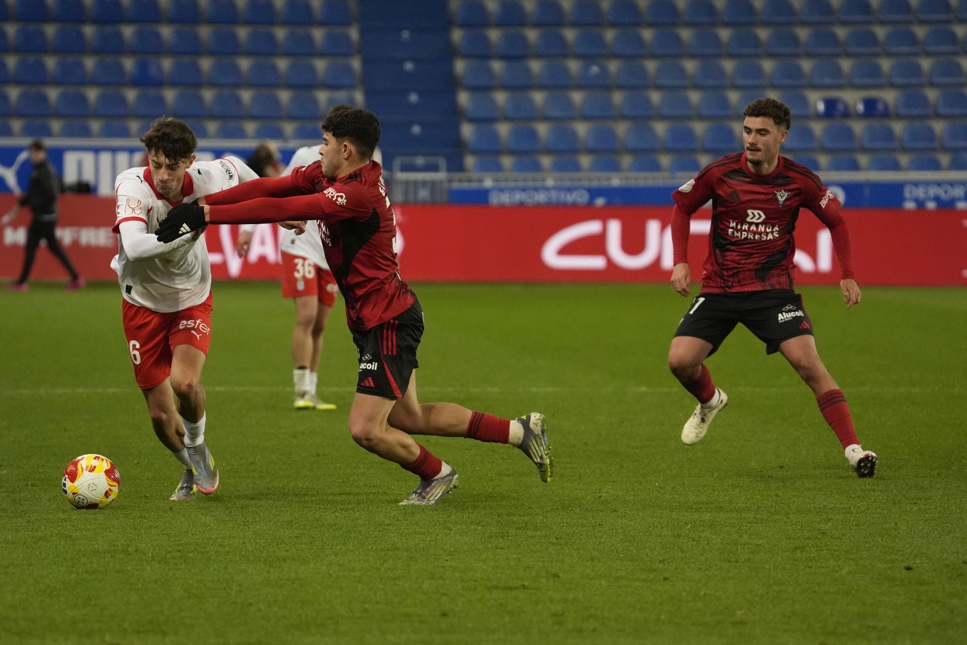 Las mejores jugadas del partido de Copa del Rey del Mirandés - Sporting ...